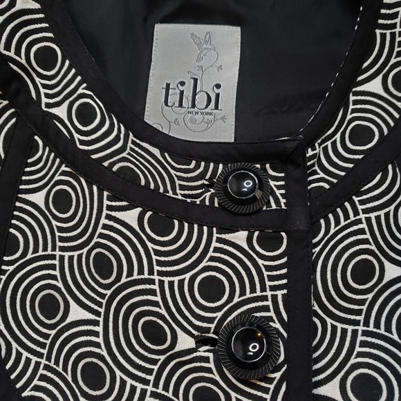 Tibi geometric black white swing jacket size 8 - Picture 3 of 6